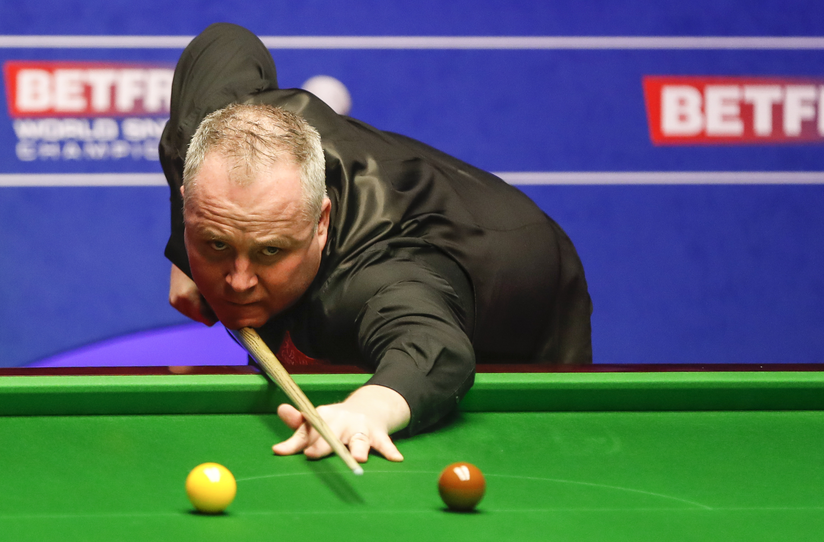 边路传中与 边路传中与